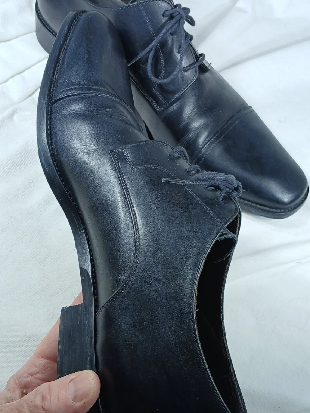 To Boot New York Black leather cap toe Oxford (Adam Derrick)